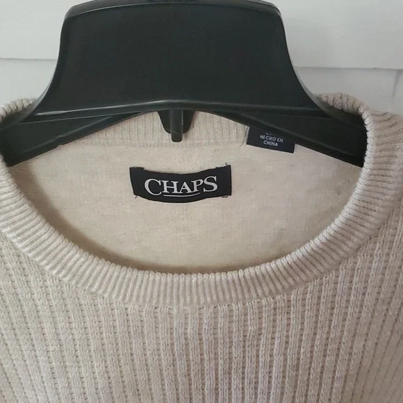 CHAPS sweater - Picture 4 of 9